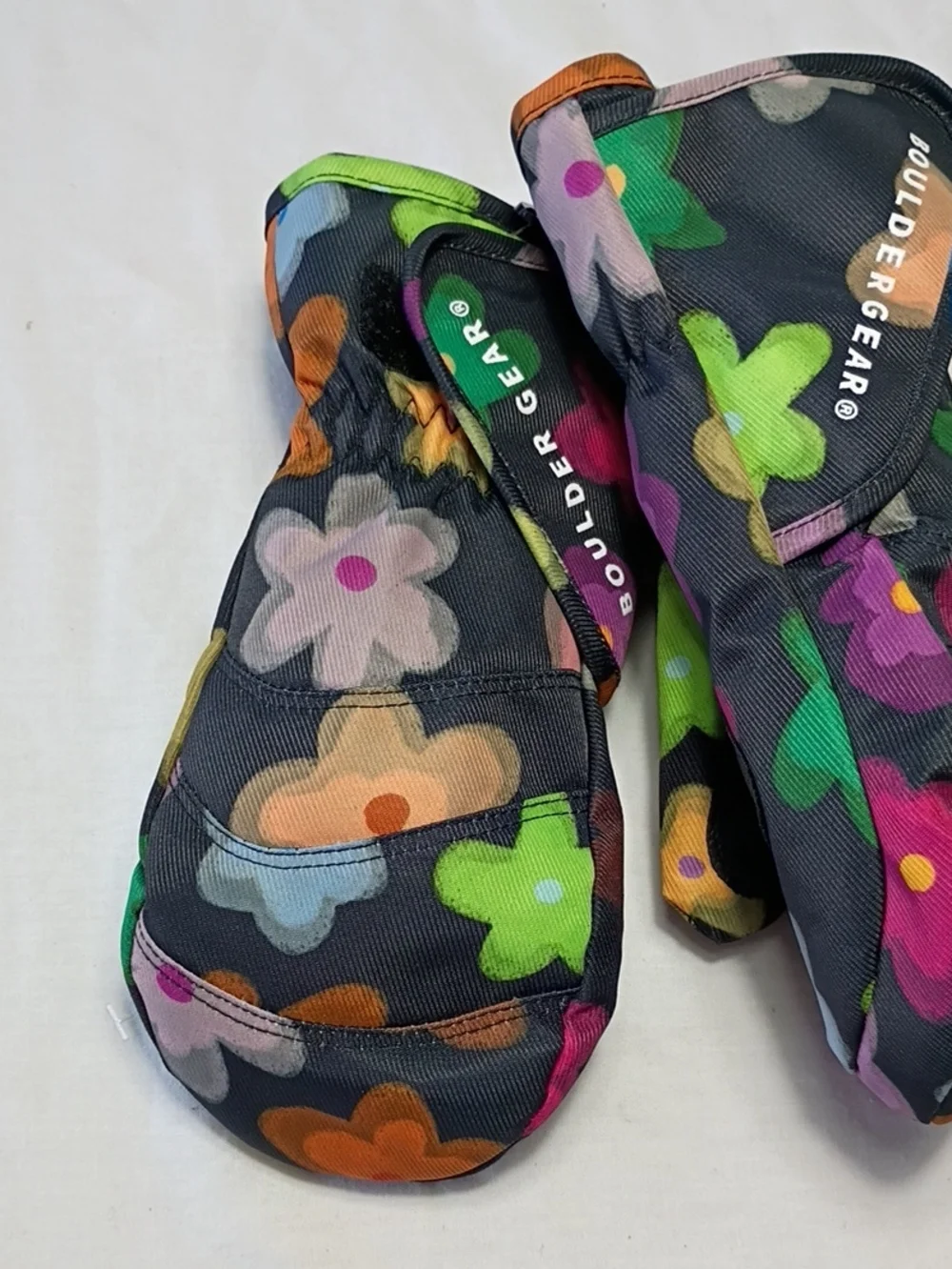 NWT Boulder Gear Toddler Girls Medium Flurry Chalk Floral Print Mittens Winter